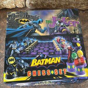 Batman Chess Set - The Black Knight and The Joker